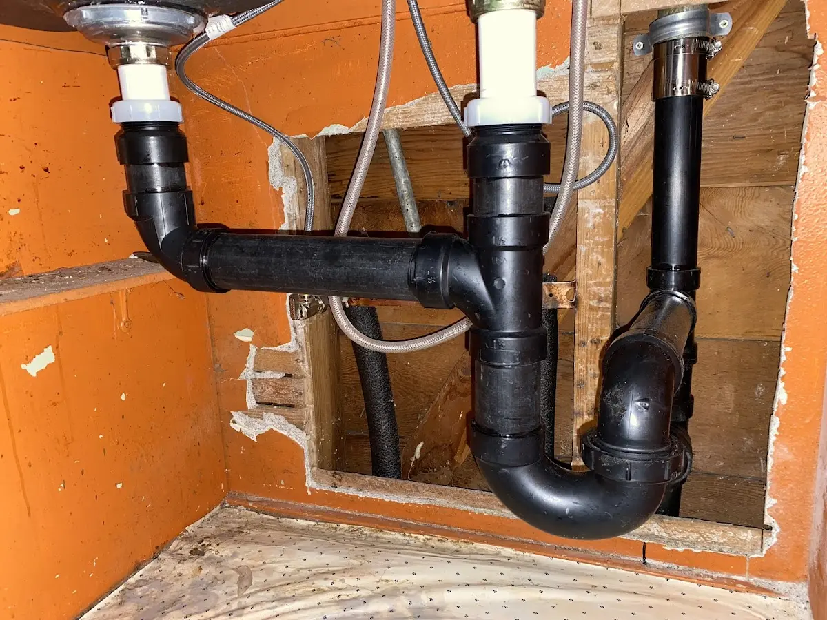 Professional Pipe Bursting equipment and tools on the job in Mount Carmel